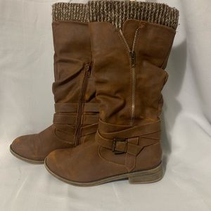 Brown boots size 6.5